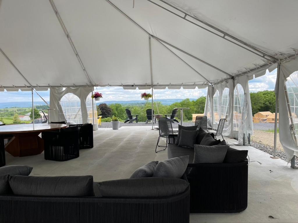 Naturluxe & Stars Watkins Glen Bagian luar foto